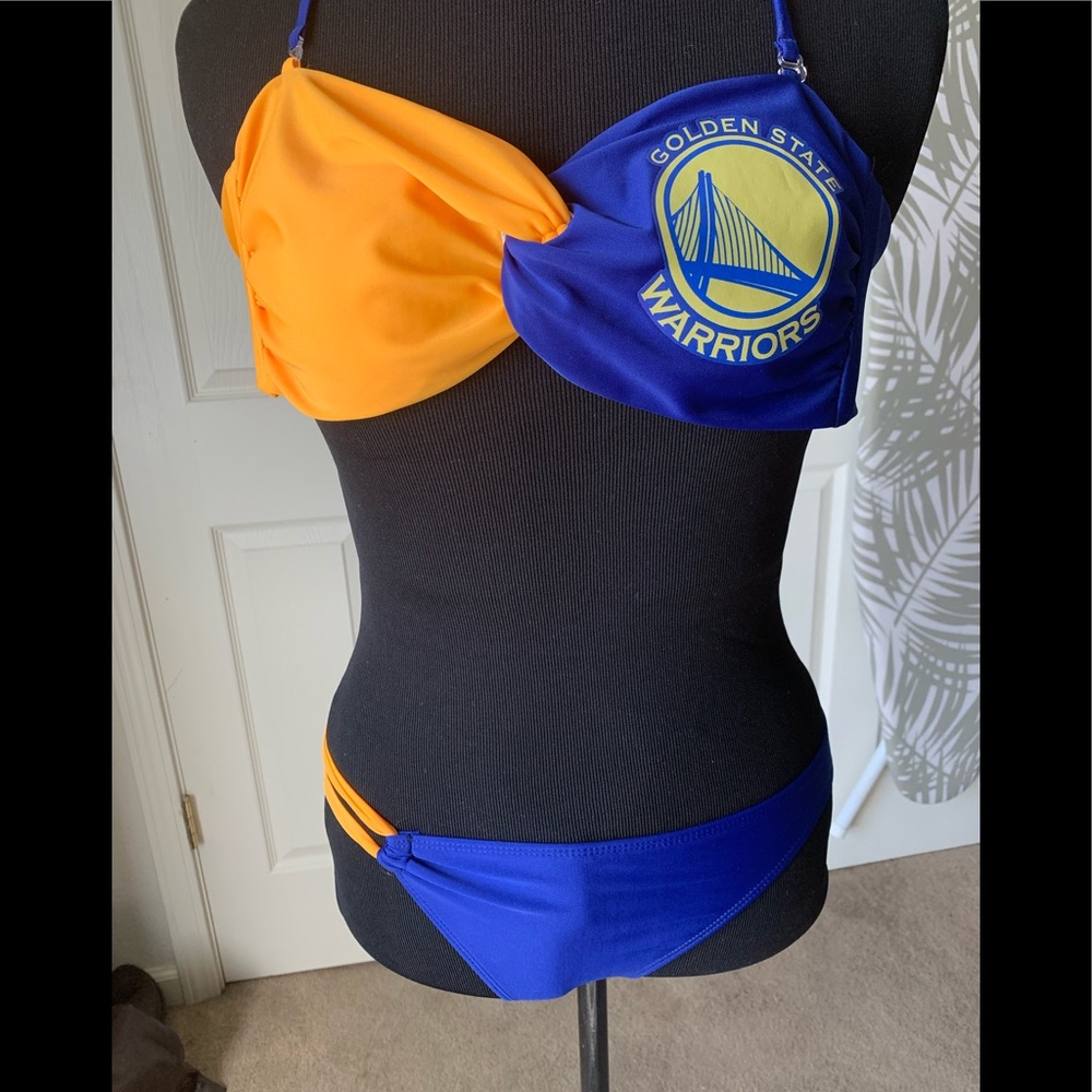 NWOT 2 piece bathing suit